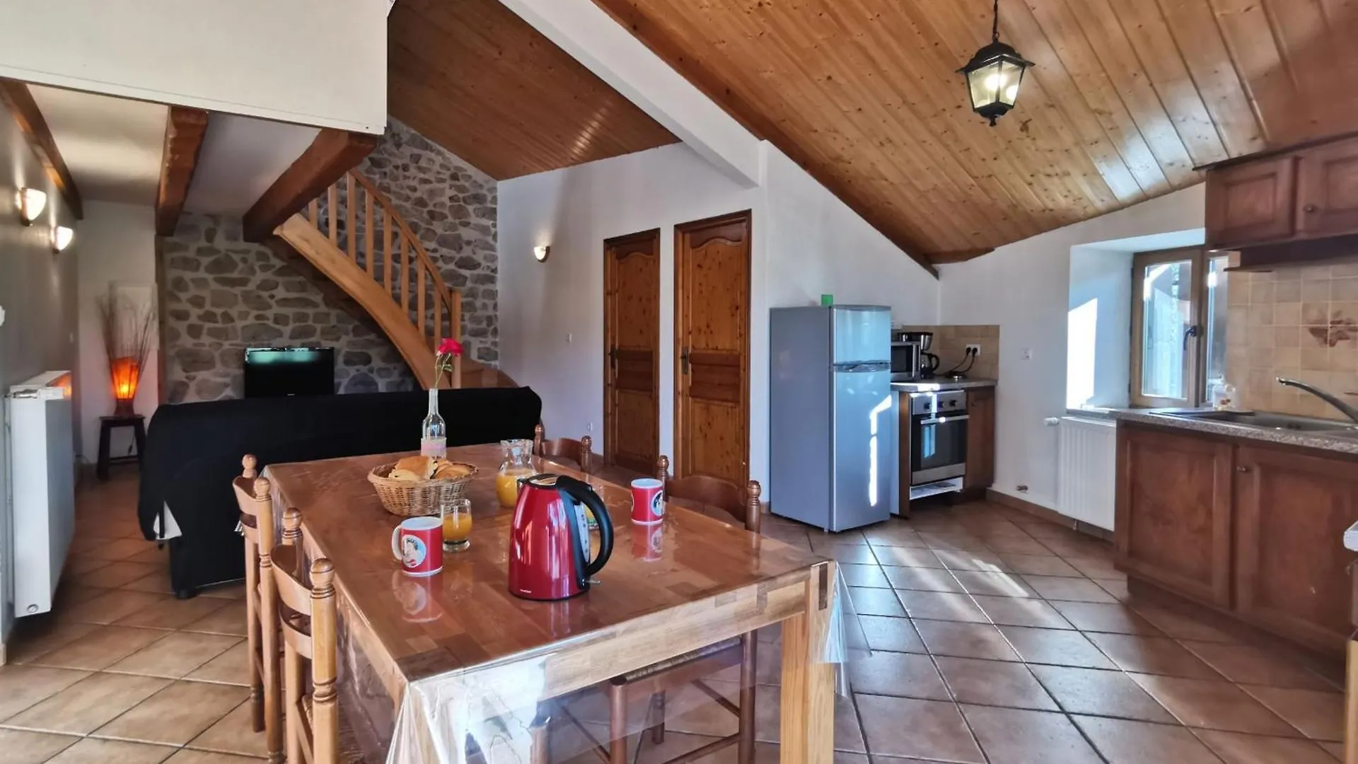 Charmant Gite A Saint-Romain-Lachalm Avec Terrasse Et Proximite Dunieres - Fr-1-582-264 Frankreich